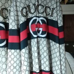 Gucci high quality look like $190 obo make me an offer I'm flexible